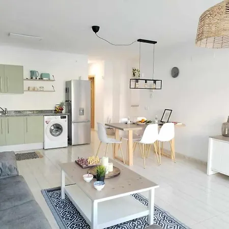 Rentenerife Magec Swing & Sun Amarilla Golf Apartment