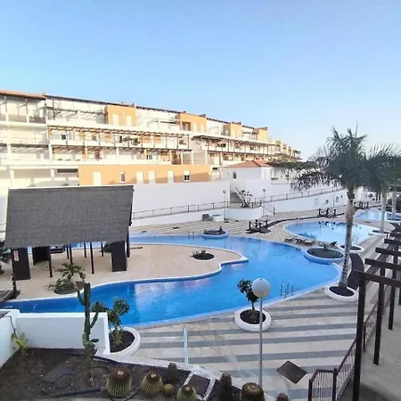 Rentenerife Magec Swing & Sun Amarilla Golf דירה