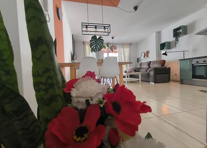 Апартаменты Rentenerife Magec Swing & Sun - Amarilla Golf Сан Мигель